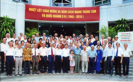  Hà Nội với Pthur tướng và các thứ trưởng bộ GD